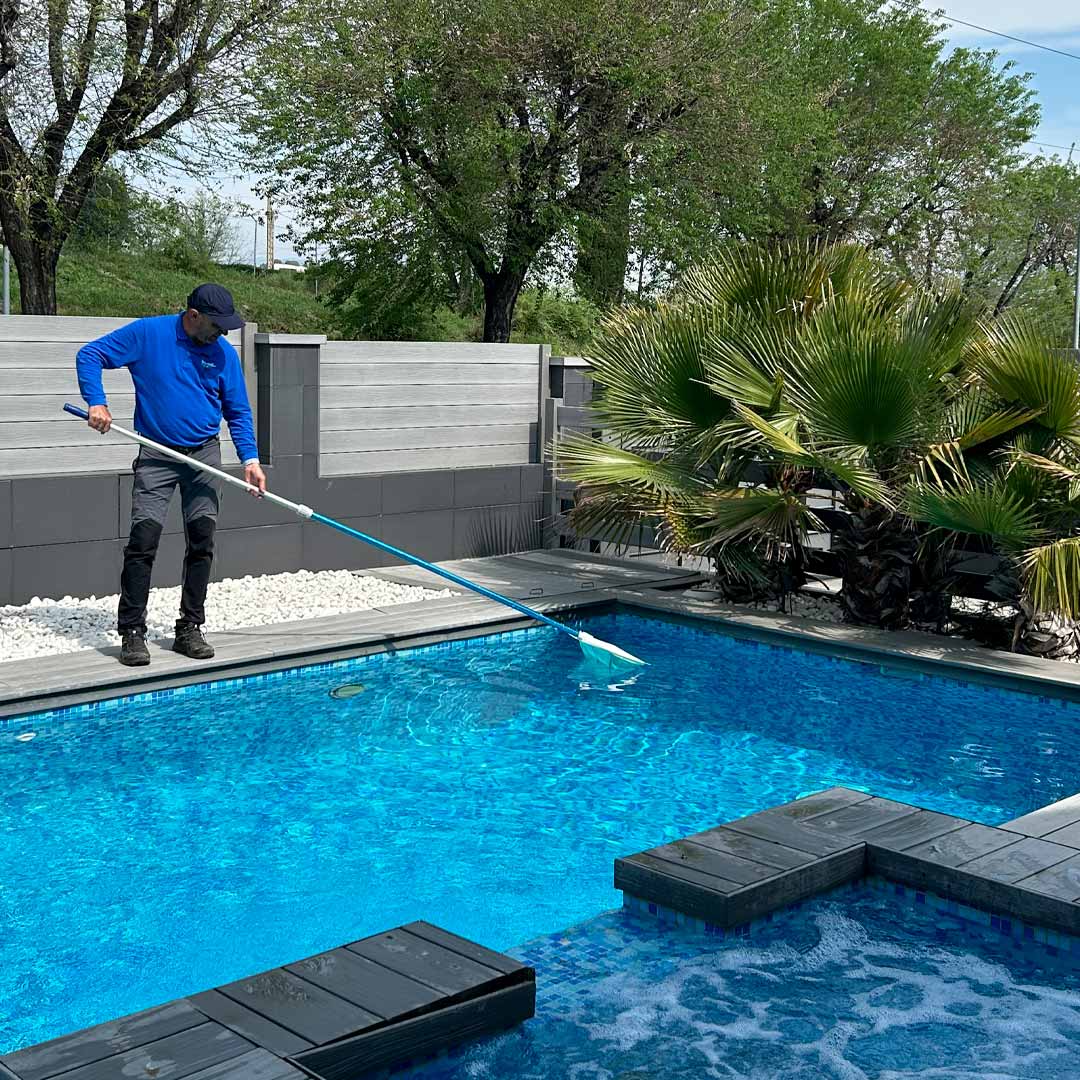 mantenimiento de piscinas en La Garriga